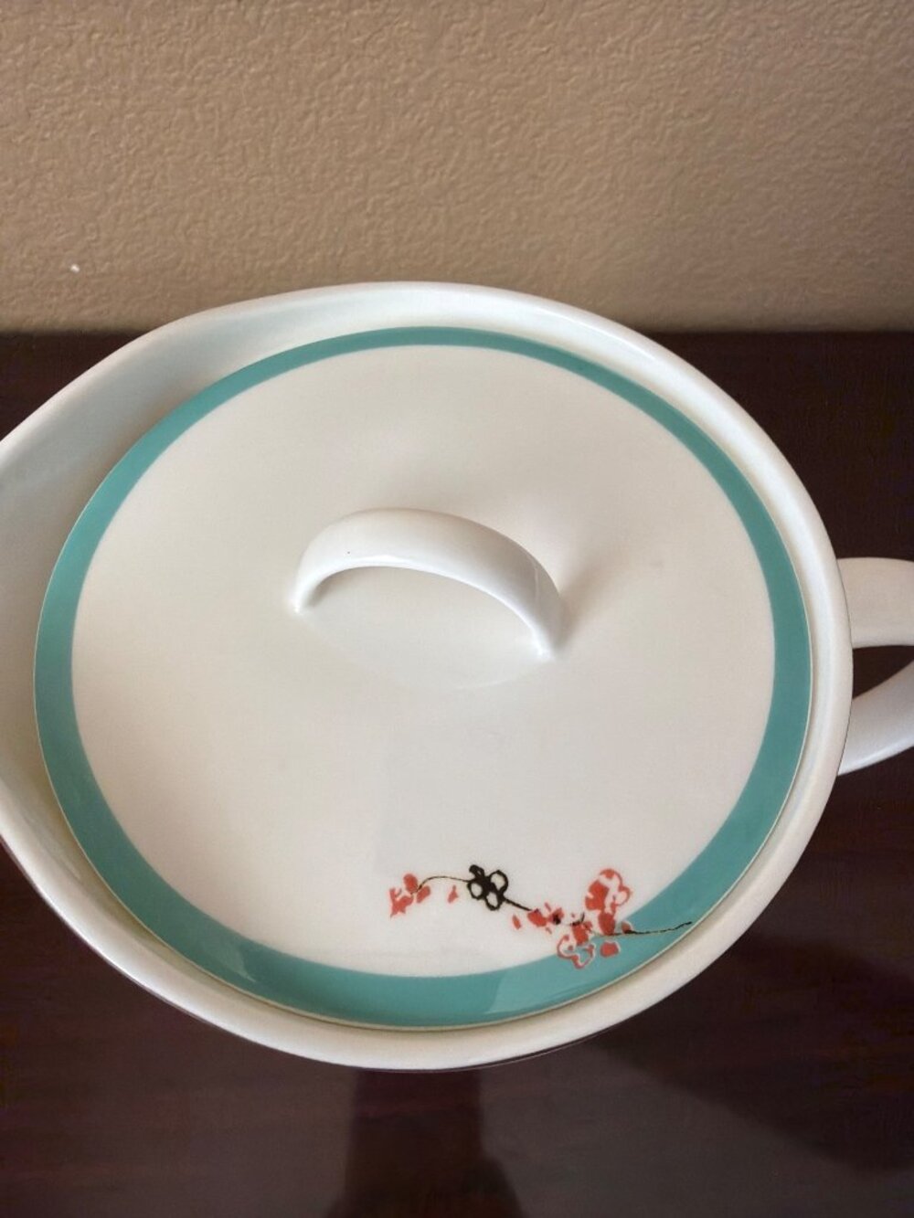 Lenox Chirp Pitcher Carafe with Lid 8.5" H Pre-owned w/no Box - Picture 3 of 13